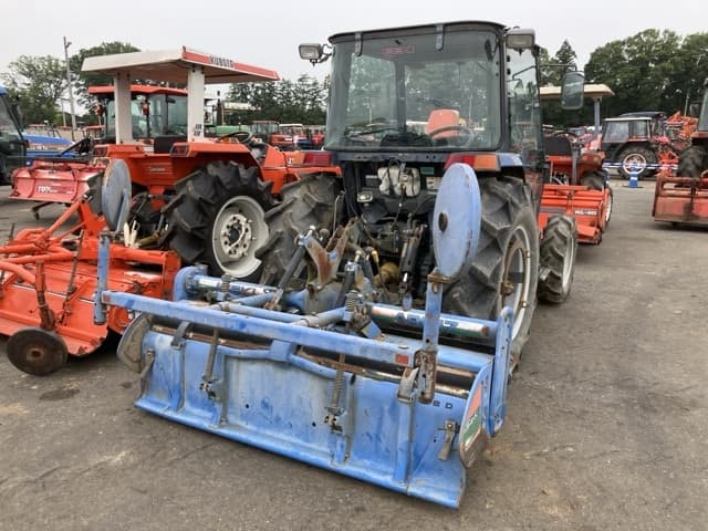 Tractor — Auction (lot 8451-1156)
