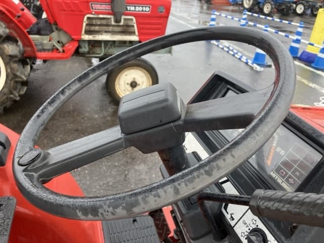 Tractor — Auction (lot 8451-1162)