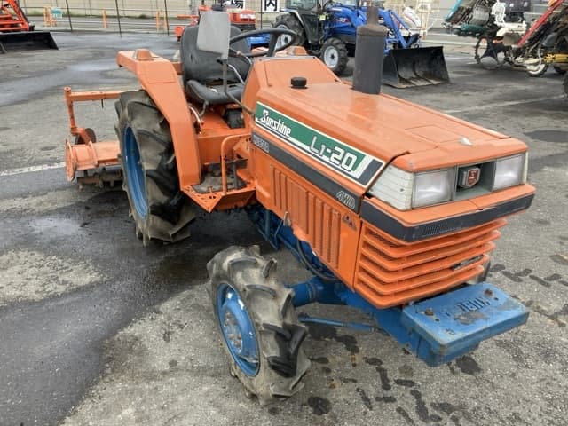 Tractor — Auction (lot 8451-1165)