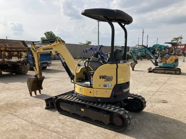 MINI EXCAVATOR — Auction (lot 8451-117)