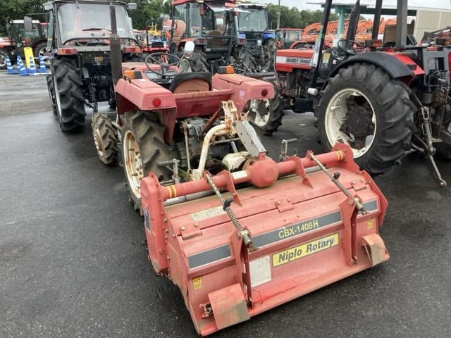 Tractor — Auction (lot 8451-1171)
