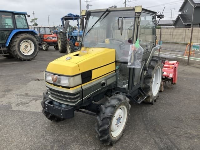 Tractor — Auction (lot 8451-1179)