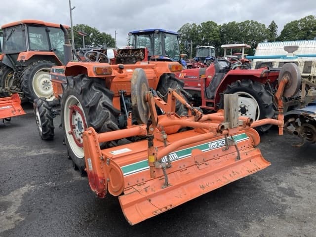 Tractor — Auction (lot 8451-1189)