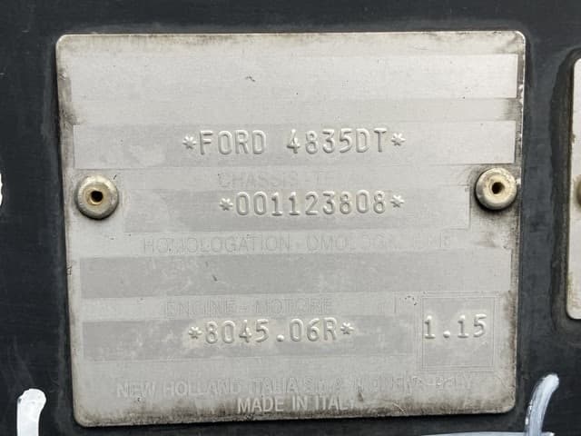Tractor — Auction (lot 8451-1190)