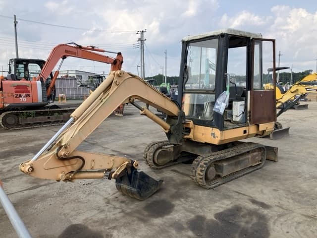 MINI EXCAVATOR — Auction (lot 8451-12)