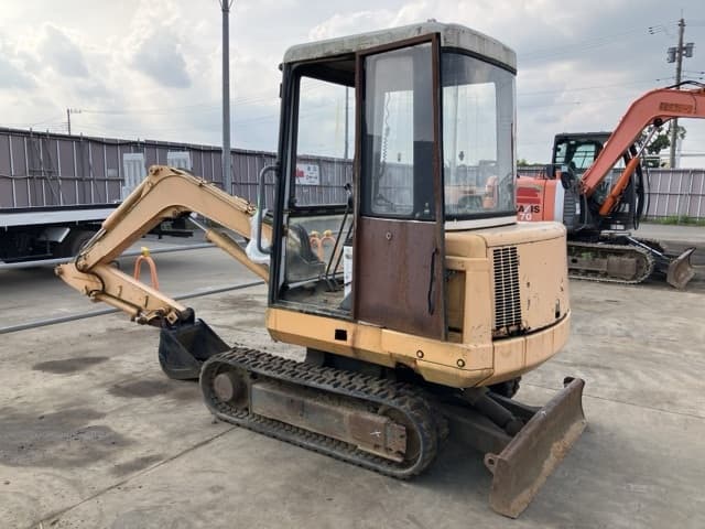 MINI EXCAVATOR — Auction (lot 8451-12)
