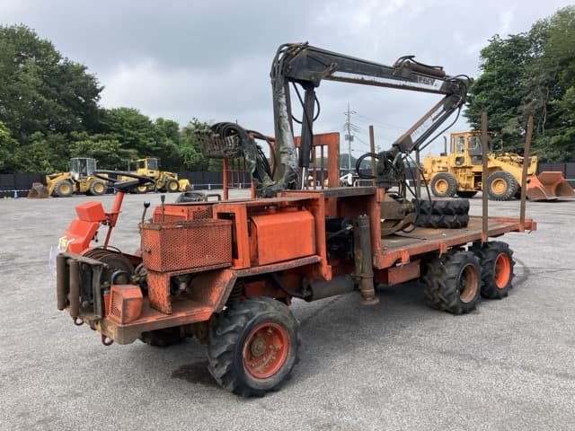 WHEEL CARRIER — Auction (lot 8451-120)