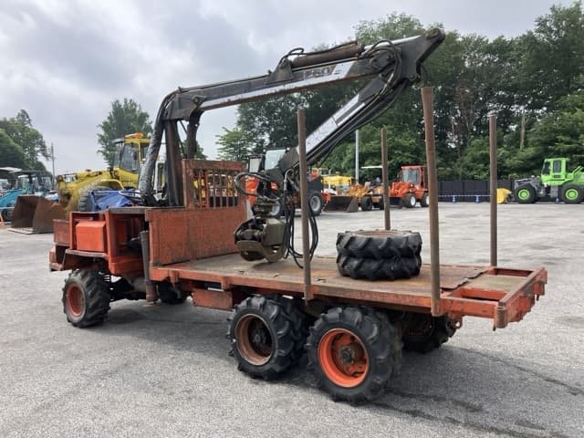 WHEEL CARRIER — Auction (lot 8451-120)