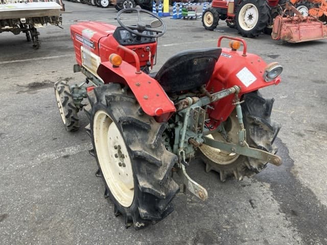 Tractor — Auction (lot 8451-1202)
