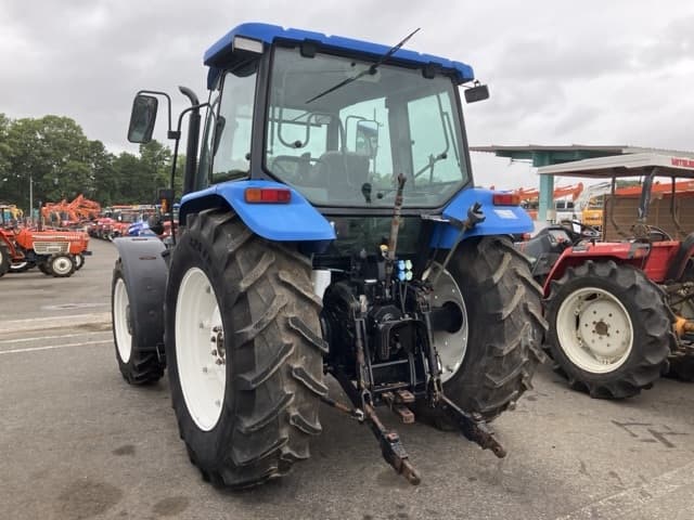 Tractor — Auction (lot 8451-1206)