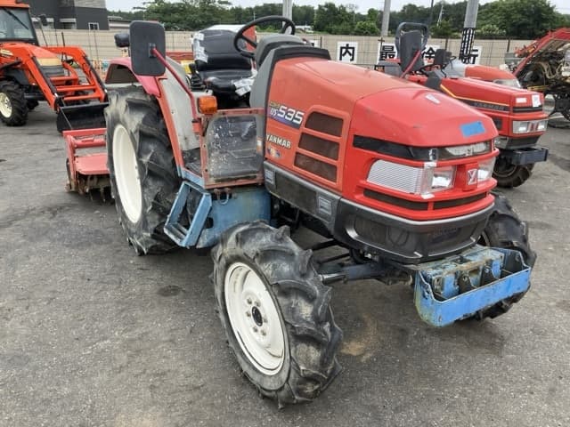 Tractor — Auction (lot 8451-1209)