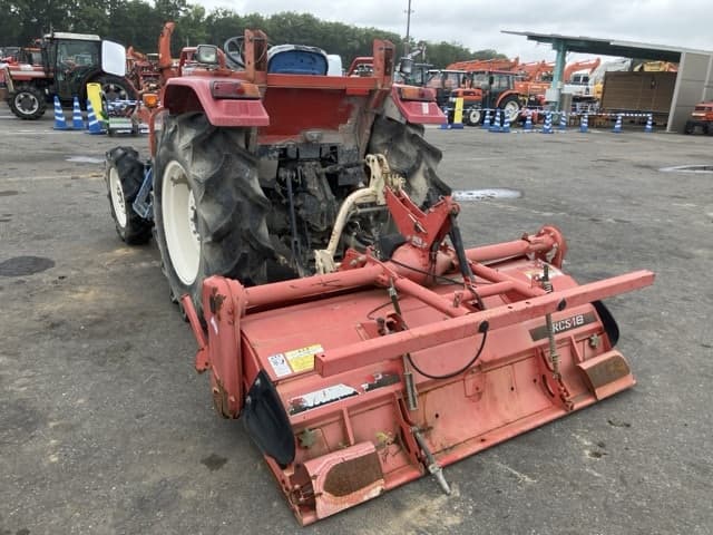 Tractor — Auction (lot 8451-1209)