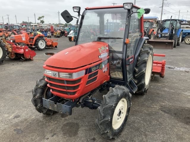 Tractor — Auction (lot 8451-1210)