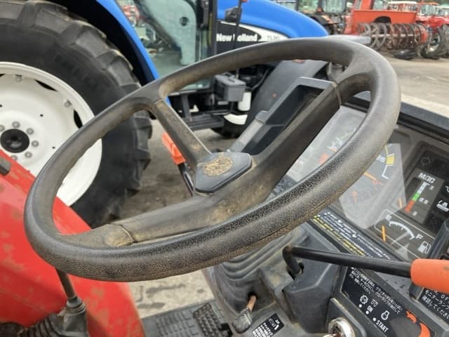 Tractor — Auction (lot 8451-1223)