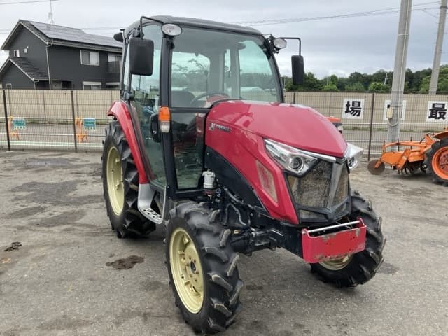 Tractor — Auction (lot 8451-1227)