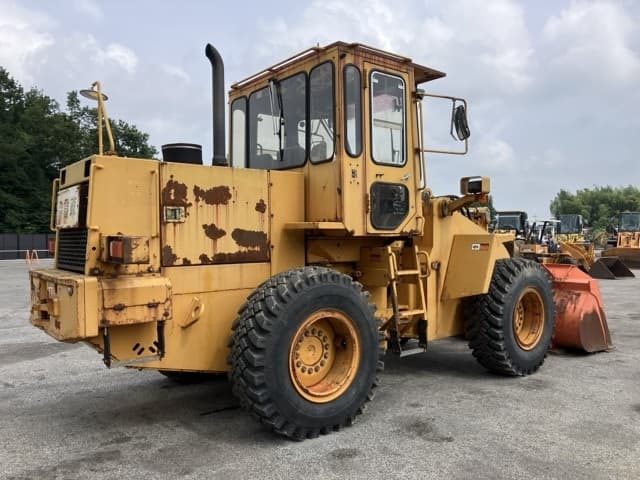 WHEEL LOADER — Auction (lot 8451-123)