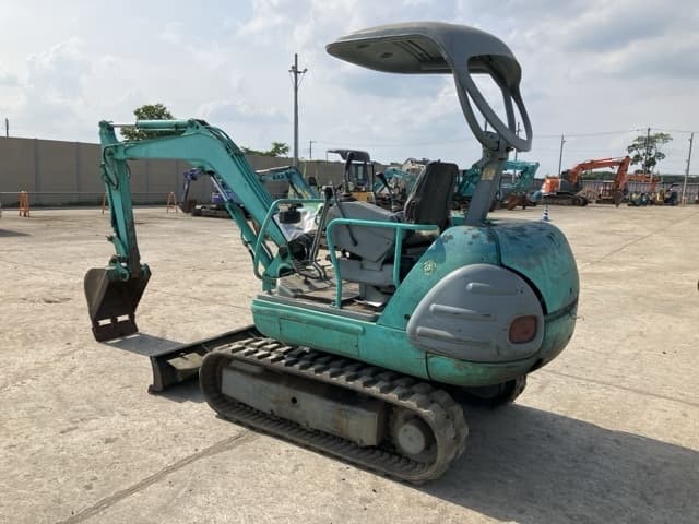MINI EXCAVATOR — Auction (lot 8451-127)