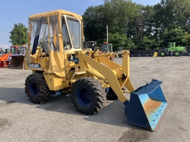 MINI WHEEL LOADER — Auction (lot 8451-130)