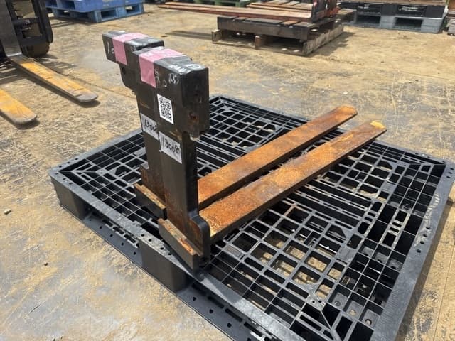 Forklift Nail — Auction (lot 8451-13002)