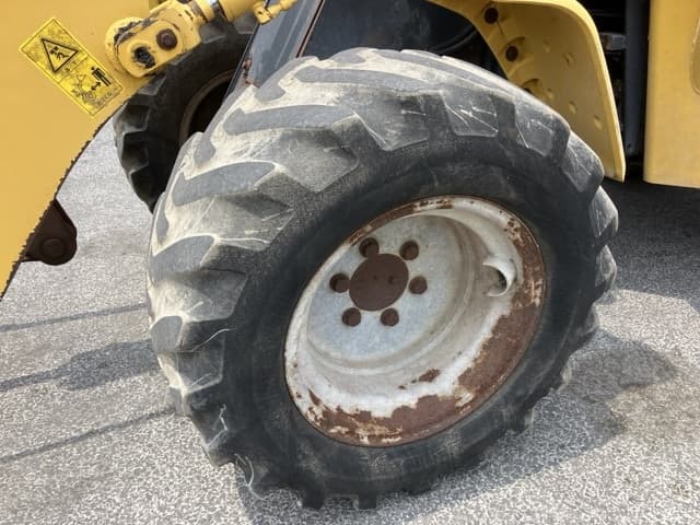 MINI WHEEL LOADER — Auction (lot 8451-138)