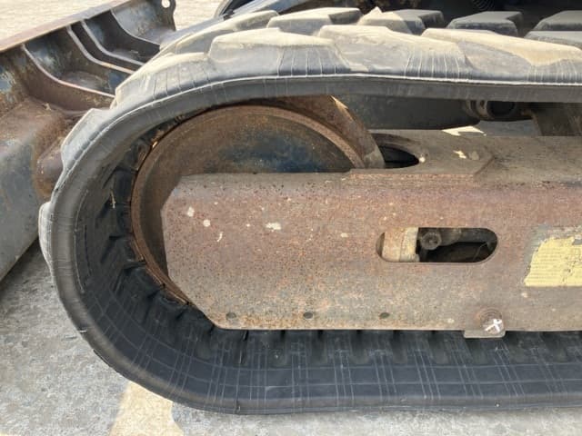 MINI EXCAVATOR — Auction (lot 8451-139)