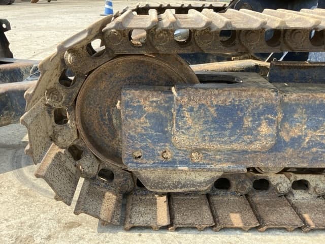 MINI EXCAVATOR — Auction (lot 8451-141)