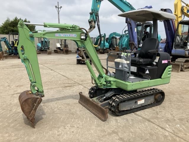 MINI EXCAVATOR — Auction (lot 8451-144)