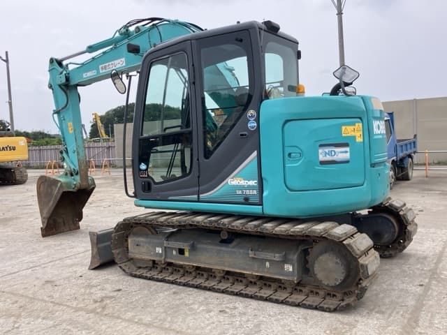 EXCAVATOR — Auction (lot 8451-145)
