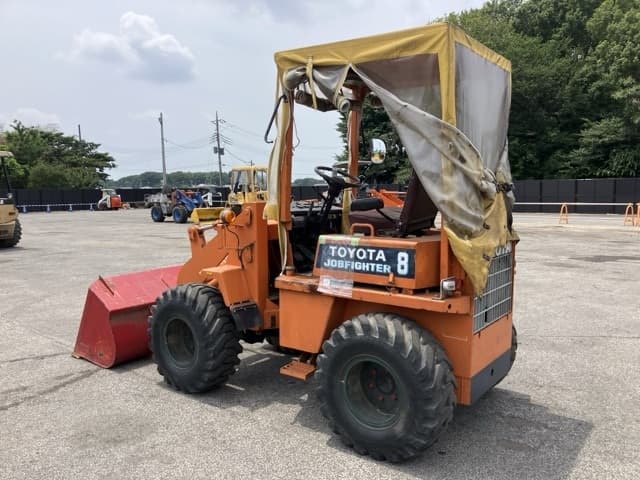 MINI WHEEL LOADER — Auction (lot 8451-147)