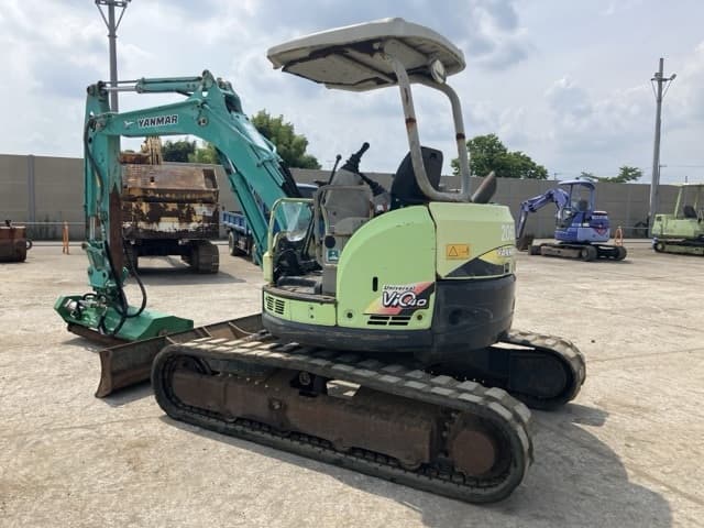 MINI EXCAVATOR — Auction (lot 8451-151)