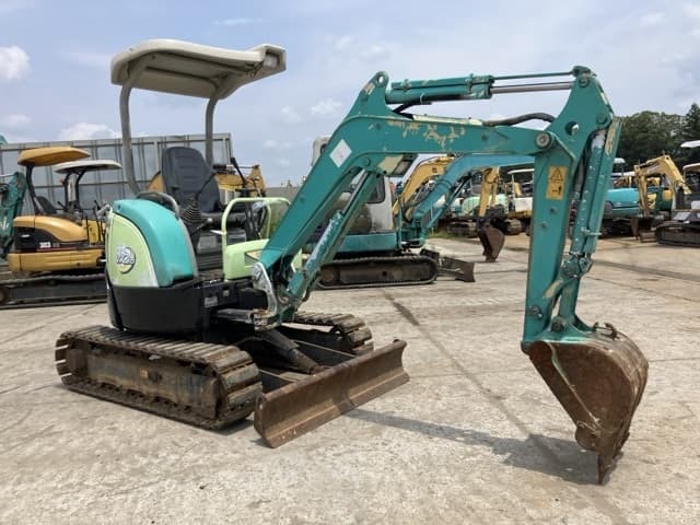 MINI EXCAVATOR — Auction (lot 8451-153)