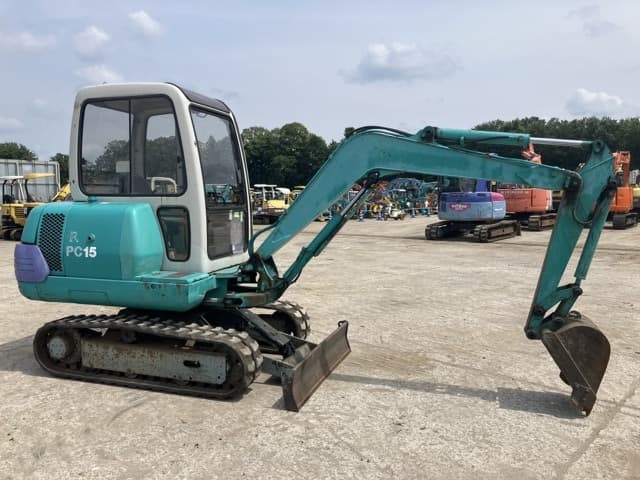 MINI EXCAVATOR — Auction (lot 8451-157)