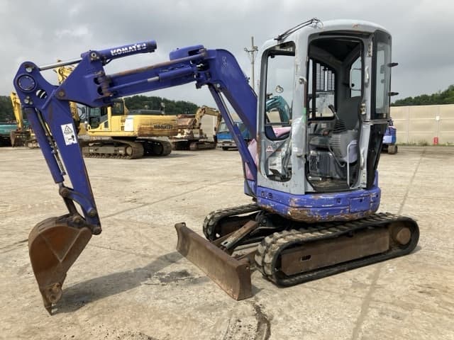 MINI EXCAVATOR — Auction (lot 8451-16)