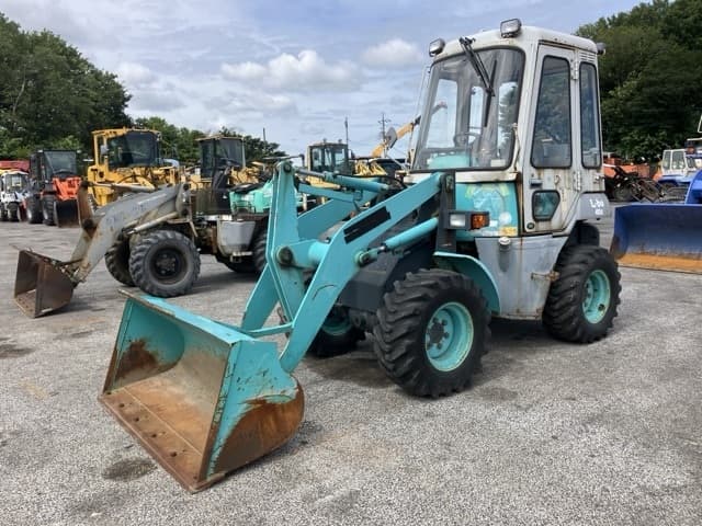 MINI WHEEL LOADER — Auction (lot 8451-161)