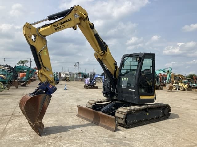EXCAVATOR — Auction (lot 8451-162)