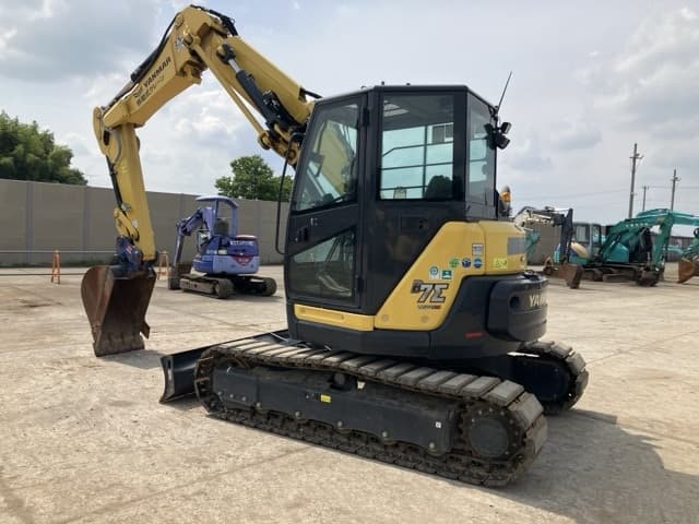 EXCAVATOR — Auction (lot 8451-162)