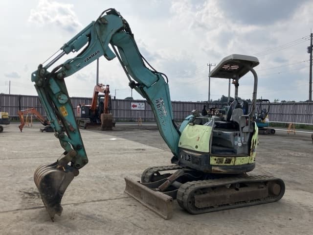 MINI EXCAVATOR — Auction (lot 8451-164)