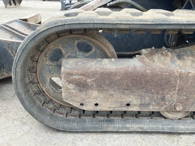 MINI EXCAVATOR — Auction (lot 8451-164)