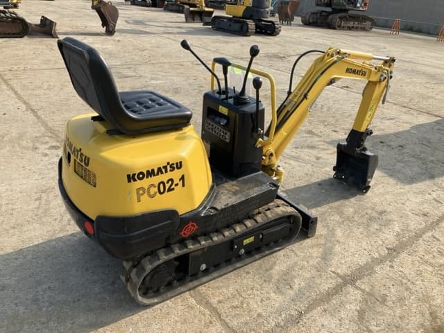 MINI EXCAVATOR — Auction (lot 8451-178)