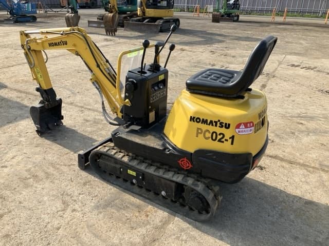 MINI EXCAVATOR — Auction (lot 8451-178)