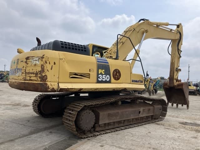 EXCAVATOR — Auction (lot 8451-181)