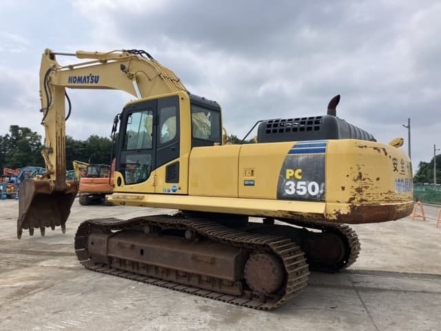 EXCAVATOR — Auction (lot 8451-181)