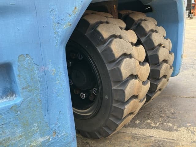Battery Forklift — Auction (lot 8451-19003)