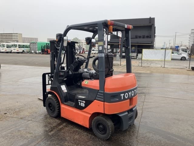 Battery Forklift — Auction (lot 8451-19010)