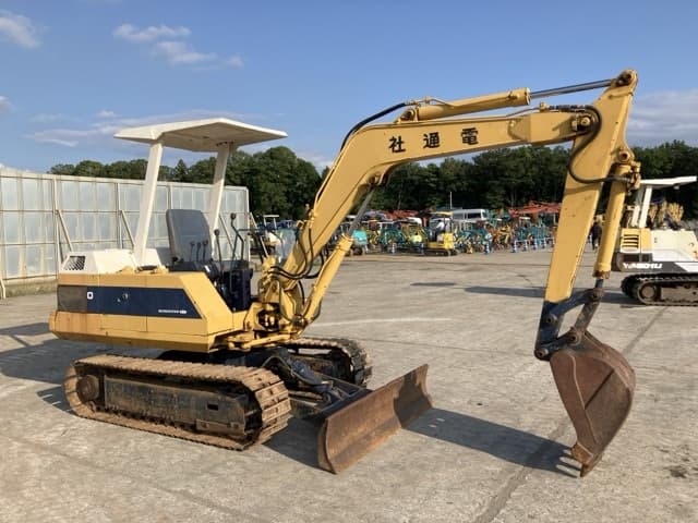 MINI EXCAVATOR — Auction (lot 8451-2)