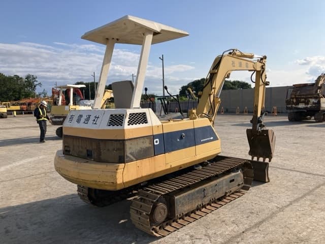 MINI EXCAVATOR — Auction (lot 8451-2)