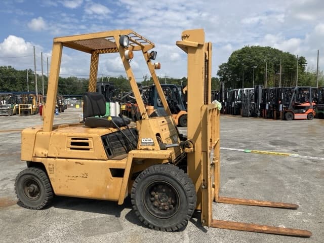 Forklift — Auction (lot 8451-2002)