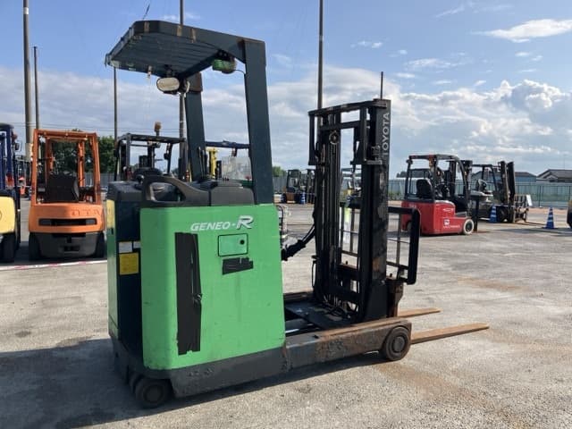 Reach Forklift — Auction (lot 8451-2010)