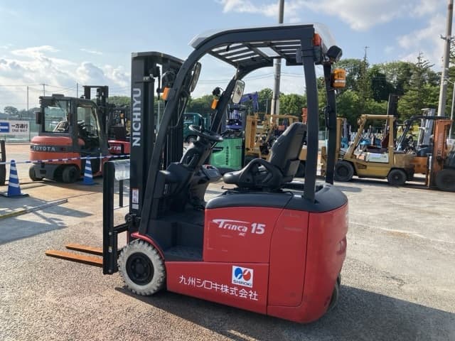 Battery Forklift — Auction (lot 8451-2012)