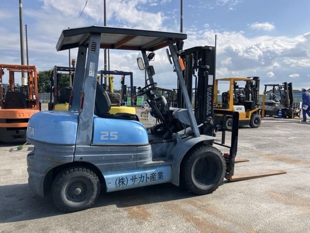 Forklift — Auction (lot 8451-2017)